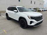 New 2026 Volkswagen Atlas SE image 2
