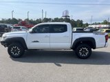 Used 2019 Toyota Tacoma TRD Off-Road w/ Technology Package image 5