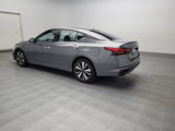 Used 2022 Nissan Altima 2.5 SV image 5