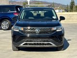 Used 2022 Volkswagen Taos SE image 2