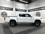 Used 2019 Toyota Tacoma TRD Sport image 2