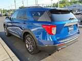 Certified 2022 Ford Explorer XLT w/ Equipment Group 202A image 5