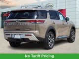 New 2025 Nissan Pathfinder Platinum image 3