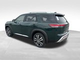 New 2025 Nissan Pathfinder Platinum image 3