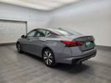 Used 2021 Nissan Altima 2.5 SV w/ SV Premium Package image 5