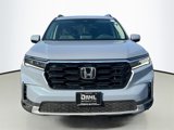 New 2025 Honda Pilot Touring image 2