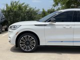 Certified 2023 Lincoln Aviator Black Label w/ Class IV Trailer Tow Package image 4