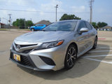 Used 2020 Toyota Camry SE image 3