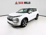 New 2025 Mitsubishi Outlander SE image 3