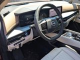 New 2025 Nissan Murano Platinum image 3