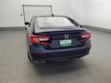 Used 2018 Honda Accord Touring image 6