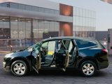 Used 2017 Chevrolet Traverse LT image 4