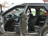 Used 2022 Ford Explorer XLT w/ Equipment Group 202A image 6