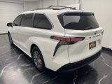 Used 2021 Toyota Sienna LE image 2