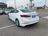 Used 2018 Hyundai Elantra SE image 5