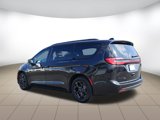 Used 2024 Chrysler Pacifica Premium image 5