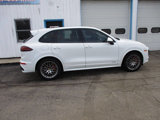 Used 2016 Porsche Cayenne GTS image 4