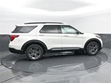 New 2025 Ford Explorer Active w/ Active Comfort Package image 4