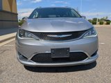 Used 2018 Chrysler Pacifica Limited image 5