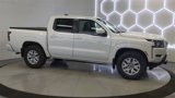 Used 2022 Nissan Frontier SV w/ Technology Package image 2