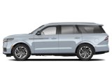 New 2025 Lincoln Navigator Reserve image 2