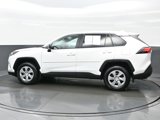 Used 2022 Toyota RAV4 LE image 3