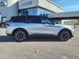 Used 2025 Lincoln Nautilus Reserve w/ Jet Appearance Package image 3
