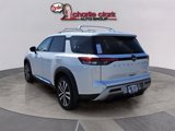 New 2025 Nissan Pathfinder Platinum image 4