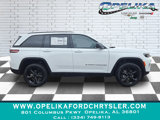 New 2025 Jeep Grand Cherokee Altitude image 2