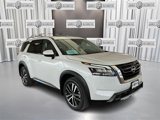 New 2025 Nissan Pathfinder Platinum image 3