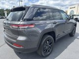 New 2025 Jeep Grand Cherokee Altitude image 5