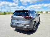 Used 2024 Nissan Rogue SV w/ SV Premium Package image 5