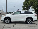 Used 2015 Toyota Highlander Limited image 4