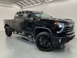 Used 2025 Chevrolet Silverado 2500 LTZ w/ LTZ Premium Package image 2