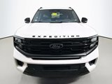 New 2025 Ford Expedition Platinum image 2