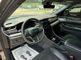 Used 2025 Jeep Grand Cherokee Altitude image 3