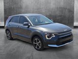 Used 2024 Kia Niro LX image 3