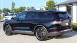 Used 2020 Lincoln Aviator Reserve w/ Equipment Group 202A image 3