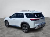 New 2025 Nissan Pathfinder Platinum image 4