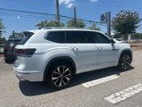 Used 2024 Volkswagen Atlas SEL Premium R-Line image 3