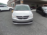 Used 2019 Dodge Grand Caravan SE w/ UConnect Hands-Free Group image 2