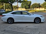 Used 2024 Lexus ES 300h w/ Luxury Package image 4