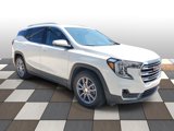 Used 2023 GMC Terrain SLT image 3