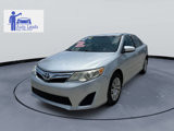 Used 2014 Toyota Camry LE image 4