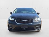 Used 2023 Chrysler Pacifica Touring-L image 2