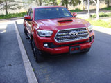 Used 2016 Toyota Tacoma TRD Sport image 3