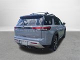 New 2025 Nissan Pathfinder Platinum image 3
