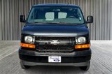 Used 2017 Chevrolet Express 3500 Extended image 3