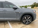 New 2025 Volkswagen Atlas SEL Premium R-Line image 4