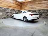 Used 2023 Hyundai Elantra SE image 5